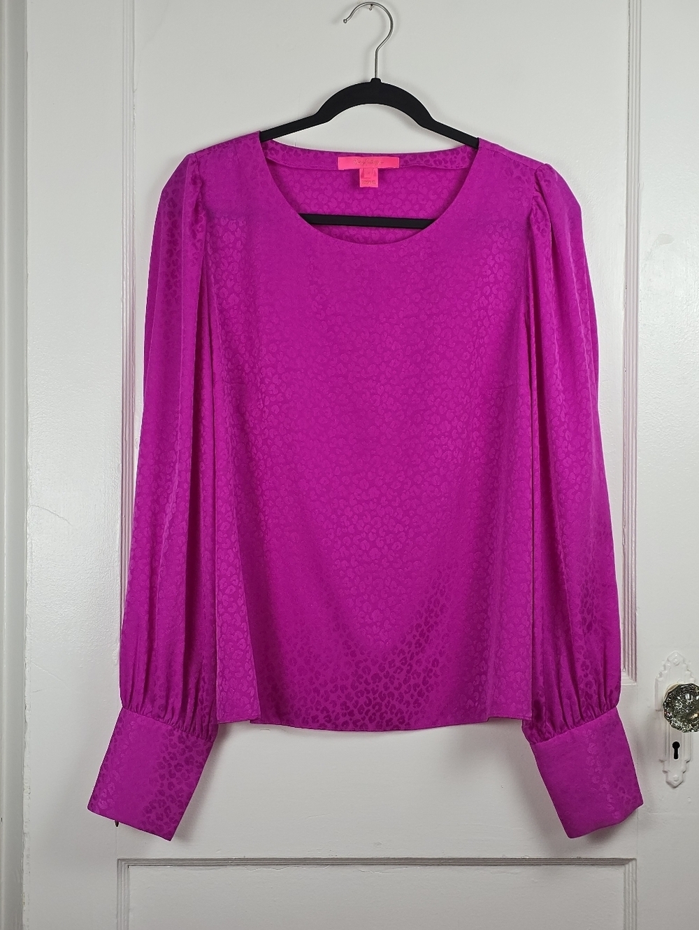 Lily Pulitzer Magenta Pink Classic Elegant Resortwear Leopard Blouse M